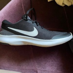 Nike “flex experience” running shoes.
